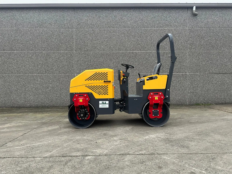 Wals JS-2000 - Veltnis: foto 1 Wals JS-2000 - Veltnis: foto 1