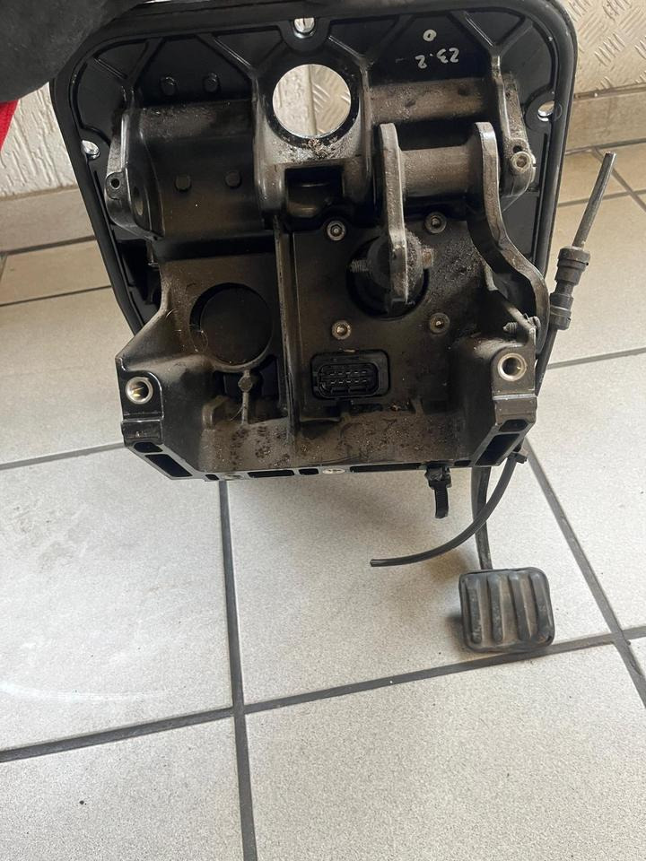 IVECO STRALIS 450 Fußbremsventil Bremsventil WABCO 9650019060 - Bremžu vārsts - Kravas automašīna: foto 4 IVECO STRALIS 450 Fußbremsventil Bremsventil WABCO 9650019060 - Bremžu vārsts - Kravas automašīna: foto 4