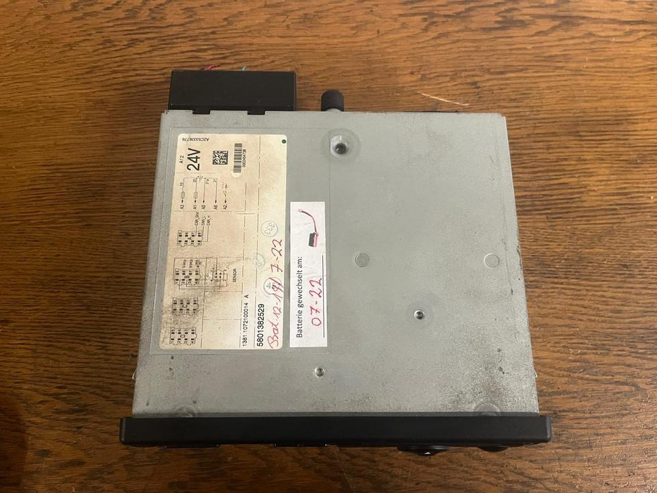 IVECO Tachograph 5801382529 - Tahogrāfs: foto 4 IVECO Tachograph 5801382529 - Tahogrāfs: foto 4