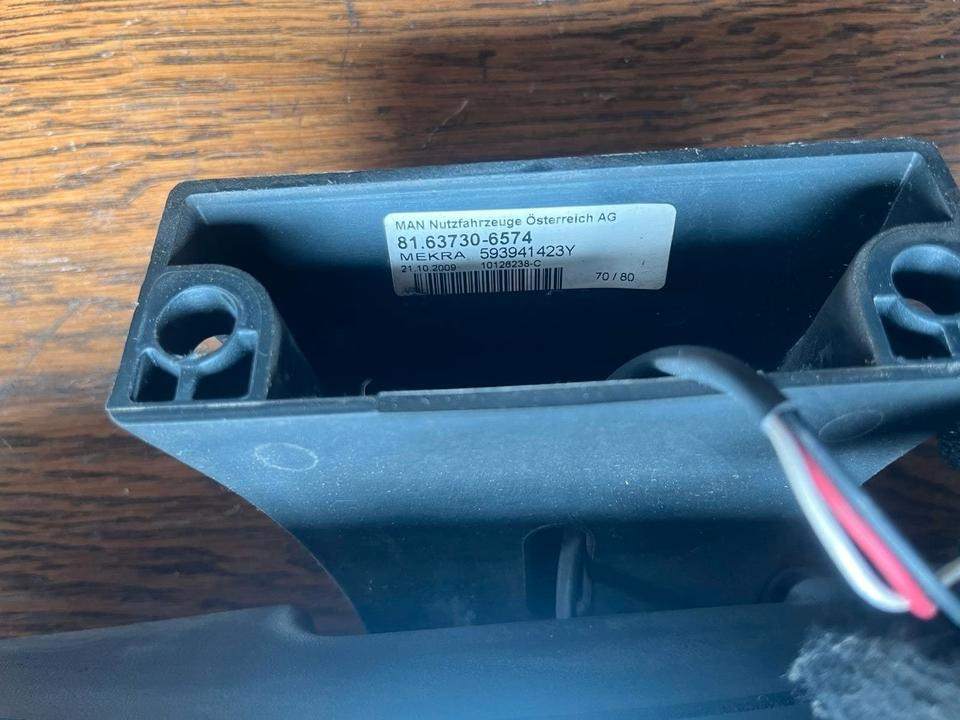 MAN Außenspiegel, Rampenspiegel elektrisch 81637306574 - Atpakaļskata spogulis - Kravas automašīna: foto 2 MAN Außenspiegel, Rampenspiegel elektrisch 81637306574 - Atpakaļskata spogulis - Kravas automašīna: foto 2