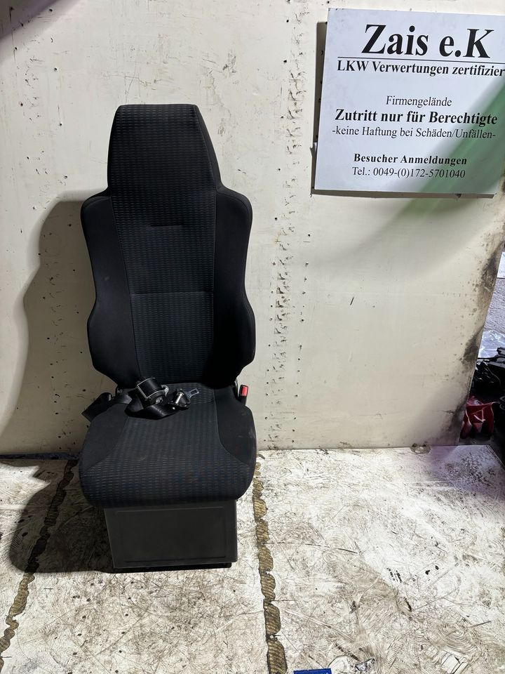 MAN TGL Beifahrersitz Euro 5/6 - Sēdeklis - Kravas automašīna: foto 1 MAN TGL Beifahrersitz Euro 5/6 - Sēdeklis - Kravas automašīna: foto 1
