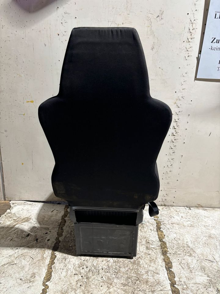MAN TGL Beifahrersitz Euro 5/6 - Sēdeklis - Kravas automašīna: foto 4 MAN TGL Beifahrersitz Euro 5/6 - Sēdeklis - Kravas automašīna: foto 4
