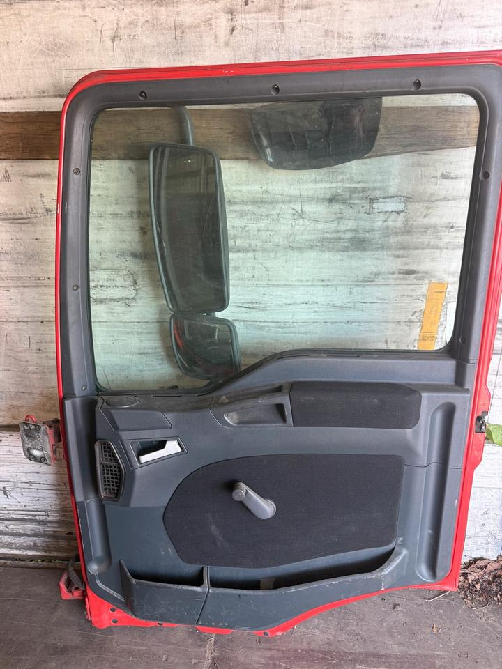 MAN TGM Beifahrertür Rot Spiegel Innenverkleidung LN 66 - Durvis un rezerves daļas - Kravas automašīna: foto 2 MAN TGM Beifahrertür Rot Spiegel Innenverkleidung LN 66 - Durvis un rezerves daļas - Kravas automašīna: foto 2