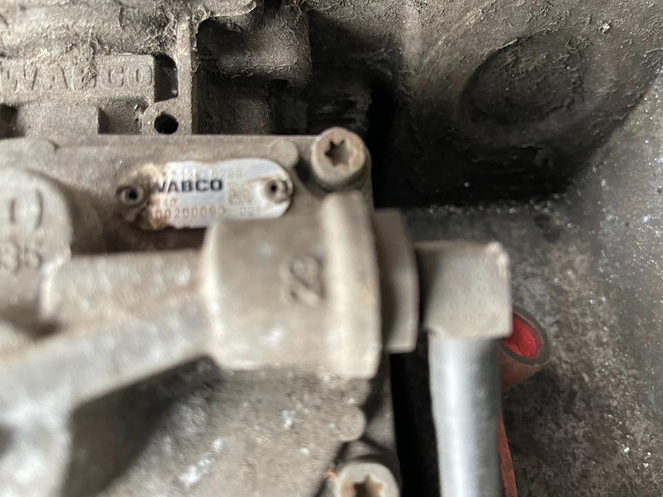 MAN TGM Fußbremsventil Bremsventil WABGO 4800200090-81521886299 - Bremžu vārsts - Kravas automašīna: foto 2 MAN TGM Fußbremsventil Bremsventil WABGO 4800200090-81521886299 - Bremžu vārsts - Kravas automašīna: foto 2