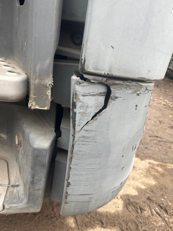 MAN TGS 18.440 FRONTPAKET EU6 - Virsbūve un ārpuse - Kravas automašīna: foto 3 MAN TGS 18.440 FRONTPAKET EU6 - Virsbūve un ārpuse - Kravas automašīna: foto 3