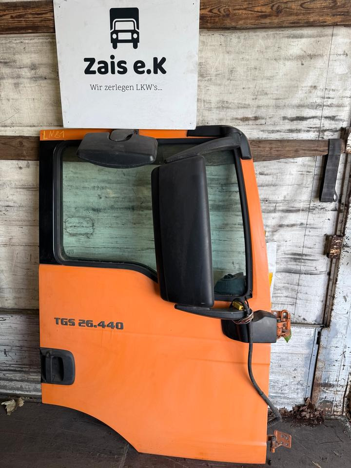 MAN TGS EU6 Beifahrertür Orange Spiegel Innenverkleidung LN 81 - Durvis un rezerves daļas - Kravas automašīna: foto 1 MAN TGS EU6 Beifahrertür Orange Spiegel Innenverkleidung LN 81 - Durvis un rezerves daļas - Kravas automašīna: foto 1