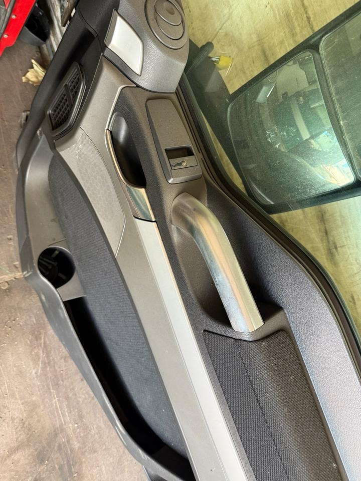 MAN TGS EU6 Beifahrertür Spiegel Innenverkleidung LN 80 - Durvis un rezerves daļas - Kravas automašīna: foto 4 MAN TGS EU6 Beifahrertür Spiegel Innenverkleidung LN 80 - Durvis un rezerves daļas - Kravas automašīna: foto 4