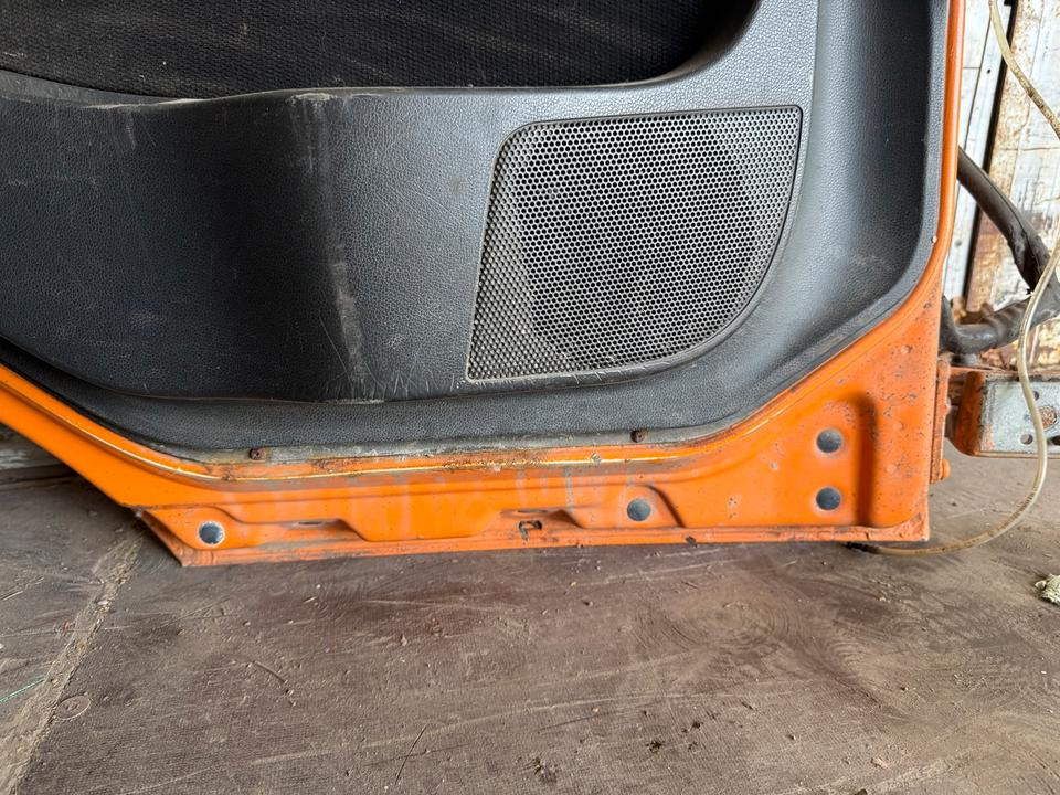 MAN TGS EU6 Fahrertür Orange Spiegel Innenverkleidung LN 79 - Durvis un rezerves daļas - Kravas automašīna: foto 5 MAN TGS EU6 Fahrertür Orange Spiegel Innenverkleidung LN 79 - Durvis un rezerves daļas - Kravas automašīna: foto 5