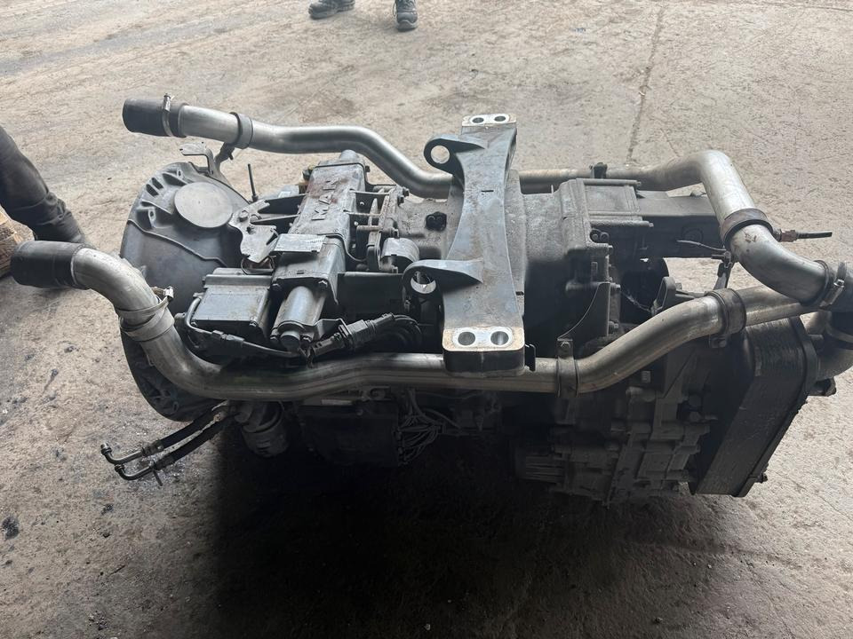 MAN TGX EU 6 Tipmatic Getriebe - Pārnesumkārba - Kravas automašīna: foto 3 MAN TGX EU 6 Tipmatic Getriebe - Pārnesumkārba - Kravas automašīna: foto 3