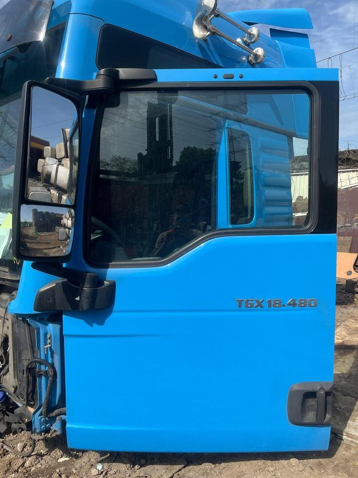 MAN TGX EU6 Fahrertür, Tür blau, Spiegel & Innenverkleidung - Durvis un rezerves daļas - Kravas automašīna: foto 4 MAN TGX EU6 Fahrertür, Tür blau, Spiegel & Innenverkleidung - Durvis un rezerves daļas - Kravas automašīna: foto 4