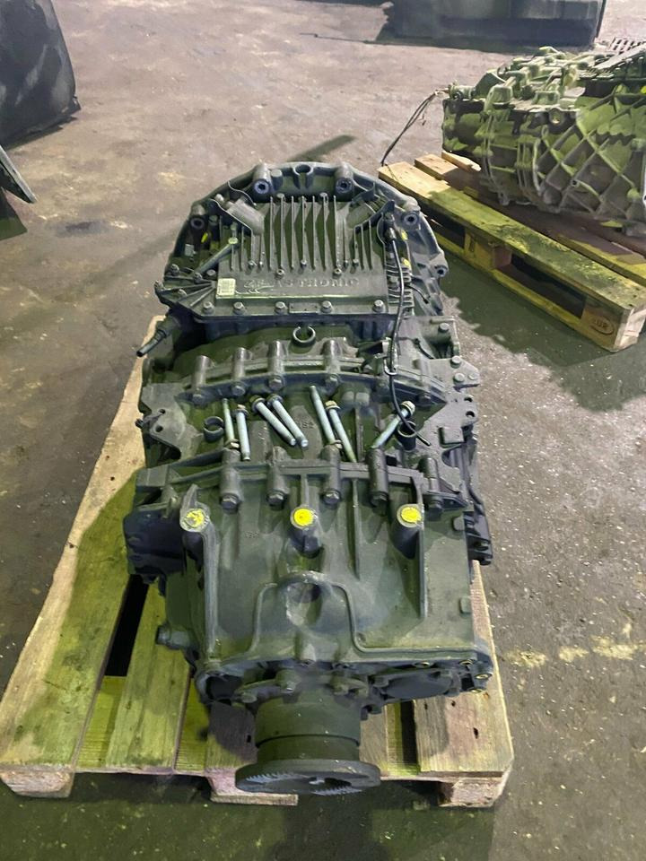 MAN TGX, TGS Getriebe ZF ASTRONIC 12 AS 2130 TD, 81.32004-6257 - Pārnesumkārba - Kravas automašīna: foto 5 MAN TGX, TGS Getriebe ZF ASTRONIC 12 AS 2130 TD, 81.32004-6257 - Pārnesumkārba - Kravas automašīna: foto 5