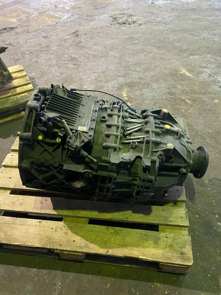 MAN TGX, TGS Getriebe ZF ASTRONIC 12 AS 2130 TD, 81.32004-6257 - Pārnesumkārba - Kravas automašīna: foto 3 MAN TGX, TGS Getriebe ZF ASTRONIC 12 AS 2130 TD, 81.32004-6257 - Pārnesumkārba - Kravas automašīna: foto 3