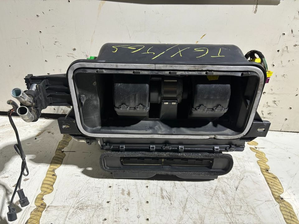 MAN TGX/TGS Innenraum Gebläse/Heizung 81.61900.6400 - Ventilators - Kravas automašīna: foto 2 MAN TGX/TGS Innenraum Gebläse/Heizung 81.61900.6400 - Ventilators - Kravas automašīna: foto 2