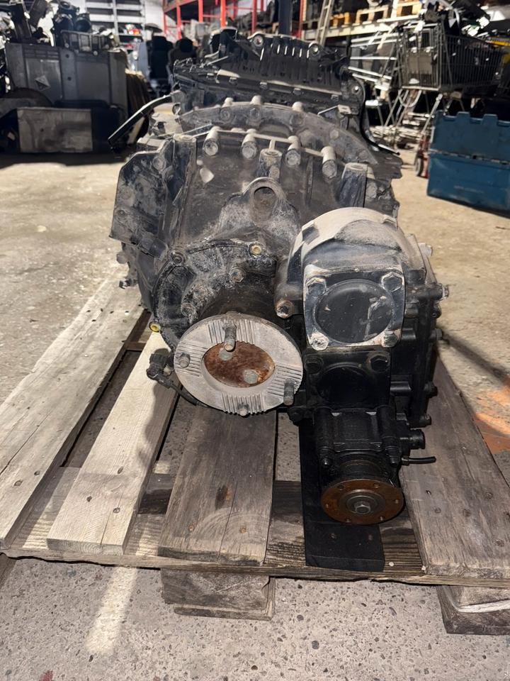 MAN ZF ASTRONIC 12 AS 2130 TD + Doppel Nebenantrieb - Pārnesumkārba - Kravas automašīna: foto 4 MAN ZF ASTRONIC 12 AS 2130 TD + Doppel Nebenantrieb - Pārnesumkārba - Kravas automašīna: foto 4