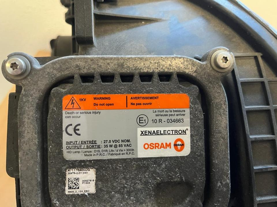 Mercedes Actros Bi Xenon Scheinwerfer Vorne Rechts A9608200739 - Tuvās gaismas - Kravas automašīna: foto 4 Mercedes Actros Bi Xenon Scheinwerfer Vorne Rechts A9608200739 - Tuvās gaismas - Kravas automašīna: foto 4