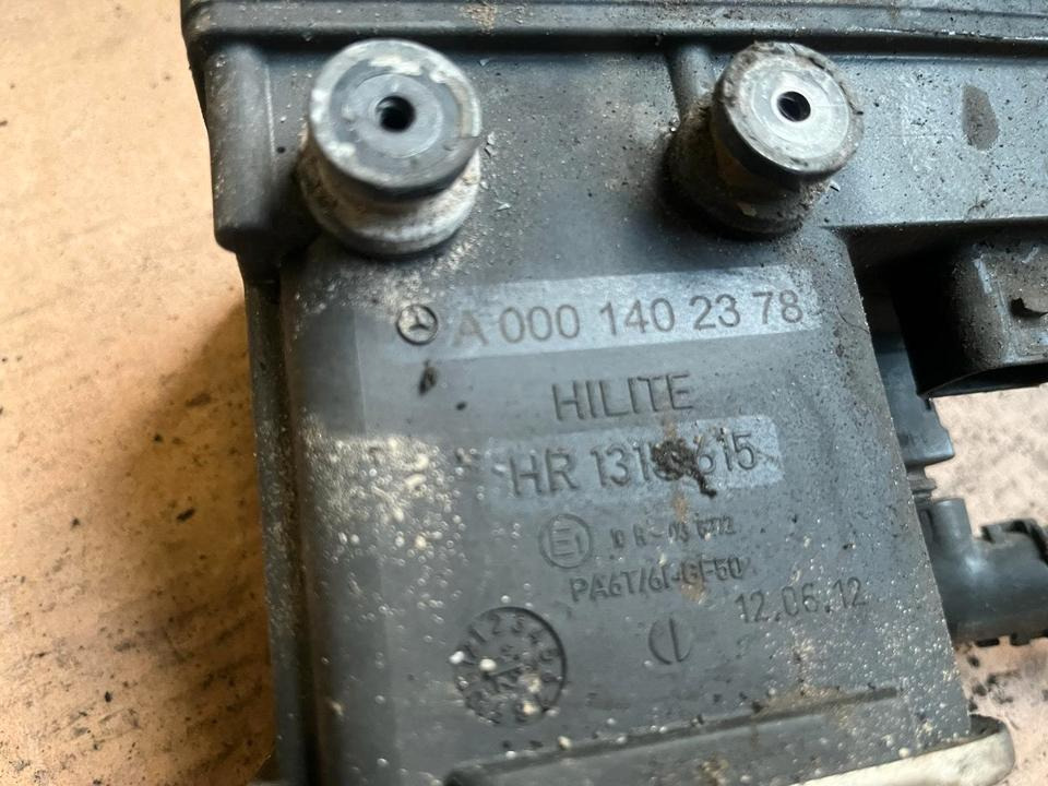 Mercedes Actros MP4 AdBlue Pumpe A0001402378 - Degvielas sūknis - Kravas automašīna: foto 2 Mercedes Actros MP4 AdBlue Pumpe A0001402378 - Degvielas sūknis - Kravas automašīna: foto 2