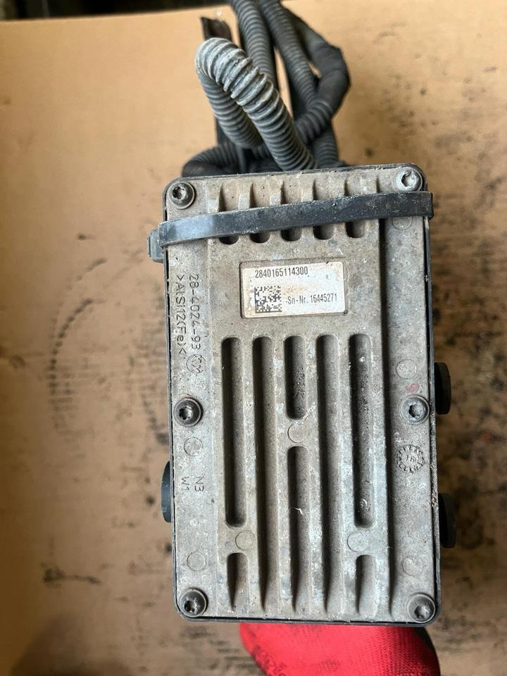 Mercedes Actros MP4 AdBlue Pumpe A0001405378 - Degvielas sūknis - Kravas automašīna: foto 5 Mercedes Actros MP4 AdBlue Pumpe A0001405378 - Degvielas sūknis - Kravas automašīna: foto 5