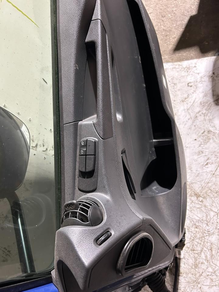 Mercedes Atego 4 EU6 Beifahrertür Innenverkleidung, Spiegel LN 45 - Durvis un rezerves daļas - Kravas automašīna: foto 5 Mercedes Atego 4 EU6 Beifahrertür Innenverkleidung, Spiegel LN 45 - Durvis un rezerves daļas - Kravas automašīna: foto 5