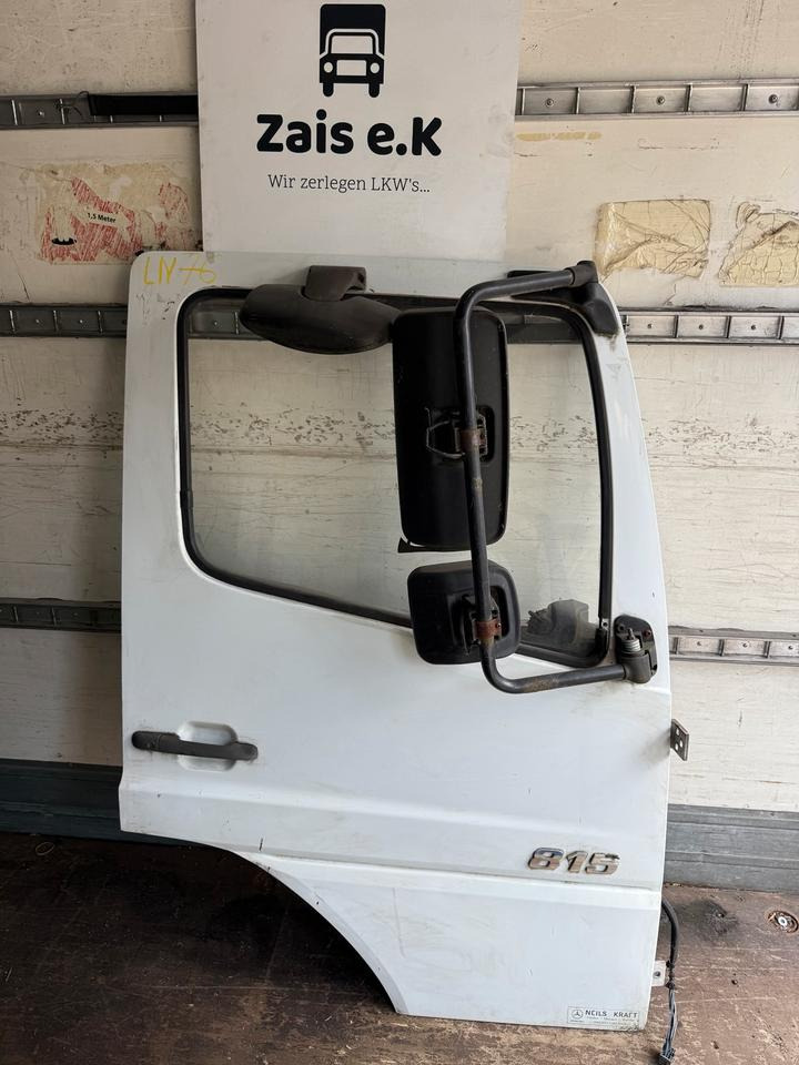 Mercedes Atego Beifahrertür weiß Spiegel Innenverkleidung - Durvis un rezerves daļas - Kravas automašīna: foto 1 Mercedes Atego Beifahrertür weiß Spiegel Innenverkleidung - Durvis un rezerves daļas - Kravas automašīna: foto 1