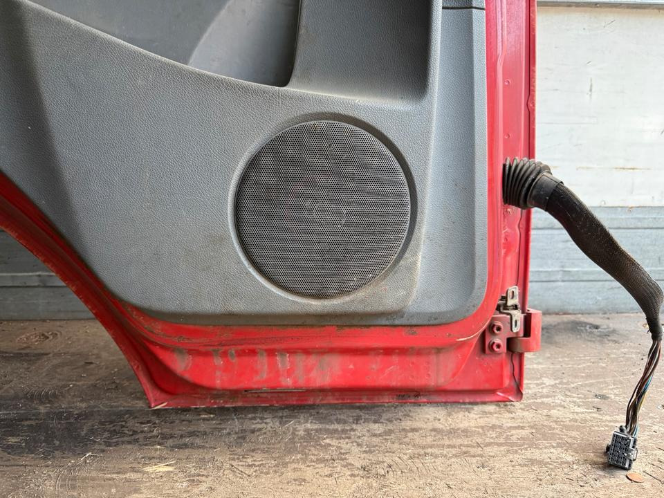 Mercedes Atego Fahrertür Rot Spiegel Innenverkleidung LN 74 - Durvis un rezerves daļas - Kravas automašīna: foto 4 Mercedes Atego Fahrertür Rot Spiegel Innenverkleidung LN 74 - Durvis un rezerves daļas - Kravas automašīna: foto 4