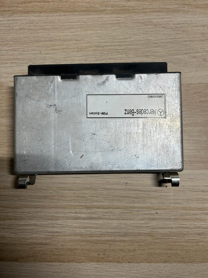 Mercedes Benz VDO Elektronik PSM A0004460646 - Elektroniskais vadības bloks (ECU) - Kravas automašīna: foto 4 Mercedes Benz VDO Elektronik PSM A0004460646 - Elektroniskais vadības bloks (ECU) - Kravas automašīna: foto 4