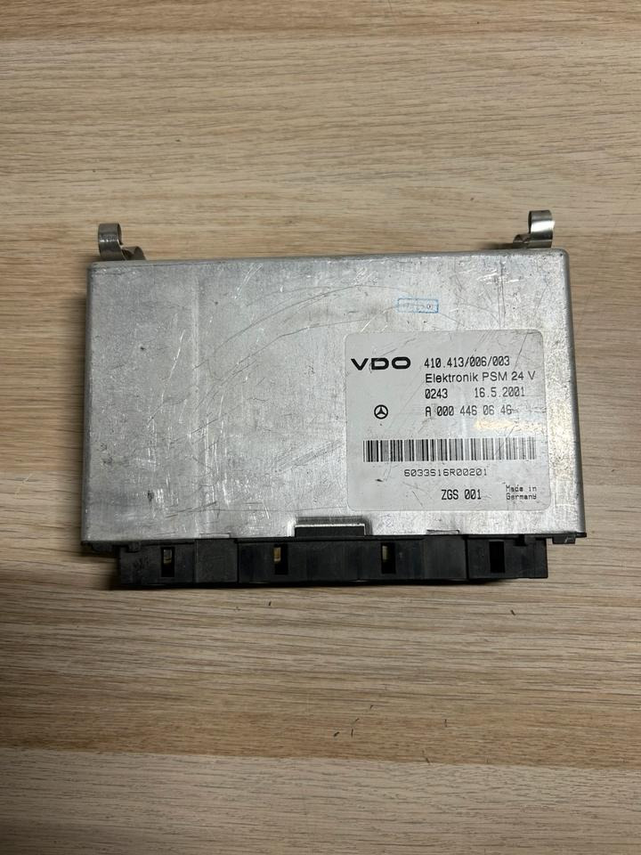 Mercedes Benz VDO Elektronik PSM A0004460646 - Elektroniskais vadības bloks (ECU) - Kravas automašīna: foto 2 Mercedes Benz VDO Elektronik PSM A0004460646 - Elektroniskais vadības bloks (ECU) - Kravas automašīna: foto 2