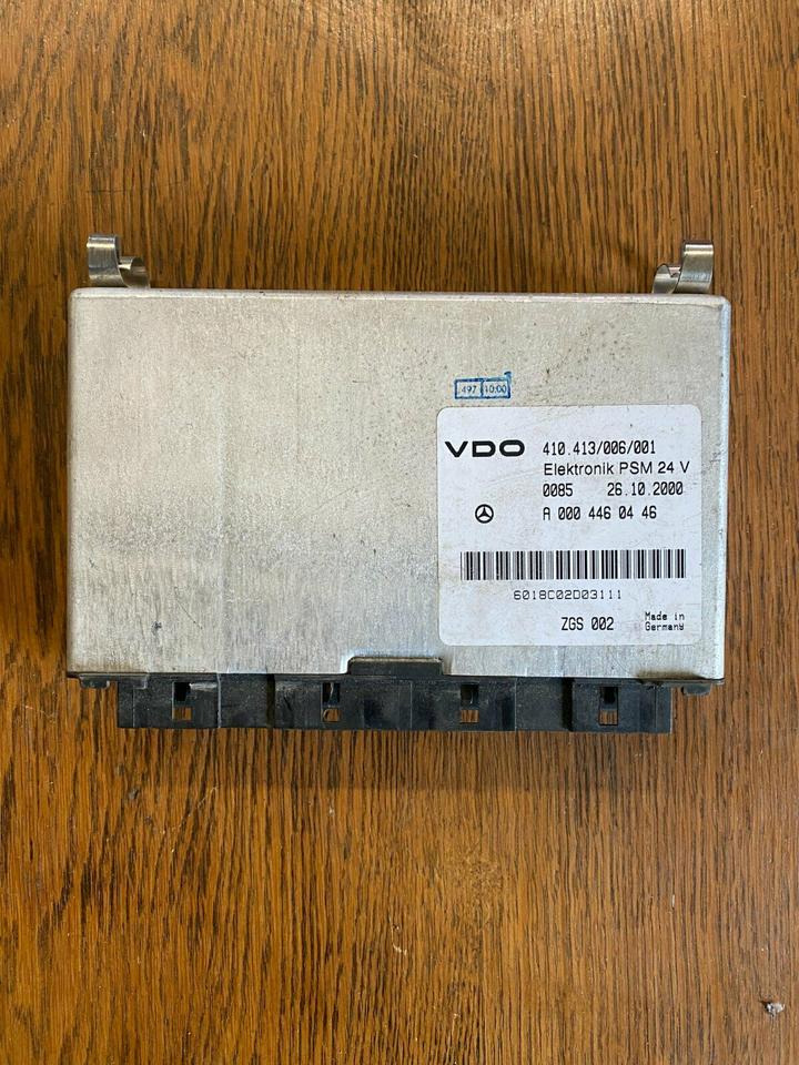 Mercedes Elektronik VDO PSM Steuergerät A 000 446 04 46 - Elektroniskais vadības bloks (ECU) - Kravas automašīna: foto 1 Mercedes Elektronik VDO PSM Steuergerät A 000 446 04 46 - Elektroniskais vadības bloks (ECU) - Kravas automašīna: foto 1