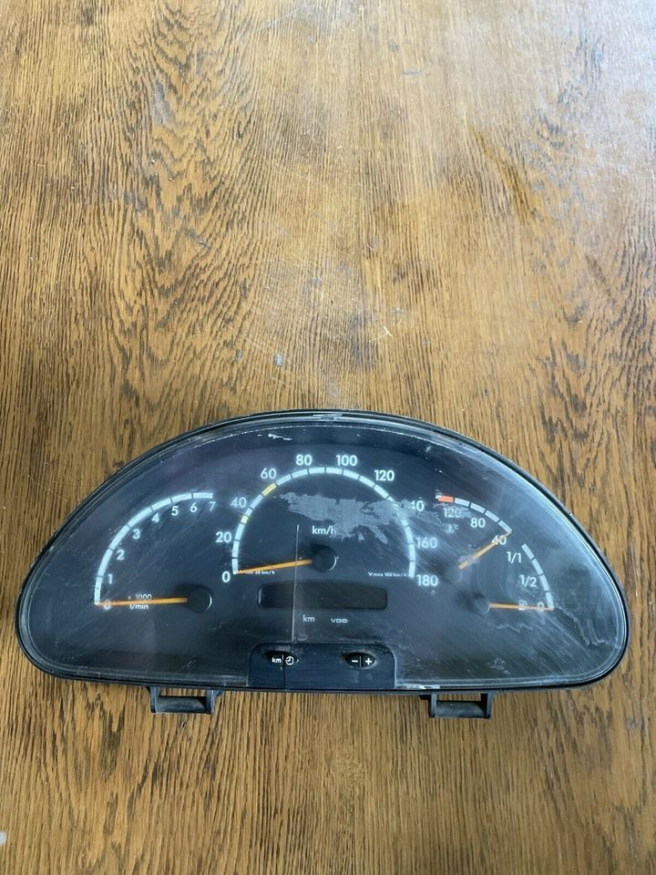 Mercedes Sprinter Kombiinstrument Tacho A0004468321 - Tahogrāfs - Kravas automašīna: foto 1 Mercedes Sprinter Kombiinstrument Tacho A0004468321 - Tahogrāfs - Kravas automašīna: foto 1