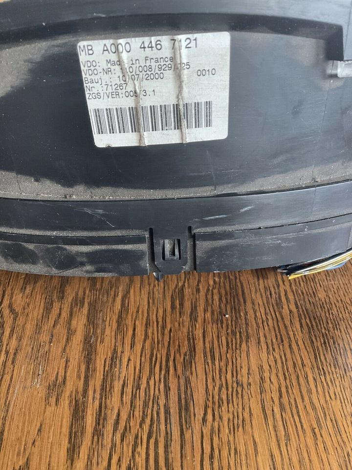 Mercedes Sprinter Tacho Kombiinstrument A0004467121 - Tahogrāfs - Kravas automašīna: foto 2 Mercedes Sprinter Tacho Kombiinstrument A0004467121 - Tahogrāfs - Kravas automašīna: foto 2