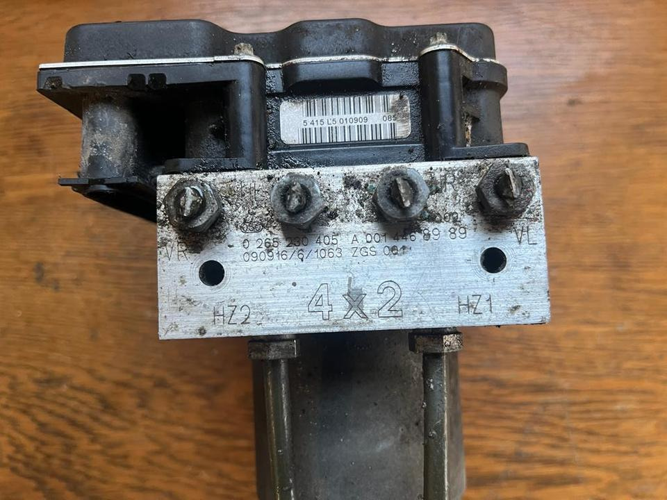 Mercedes Vito Hydraulikblock ABS Pumpe A0014468989 - Hidraulika - Kravas automašīna: foto 2 Mercedes Vito Hydraulikblock ABS Pumpe A0014468989 - Hidraulika - Kravas automašīna: foto 2