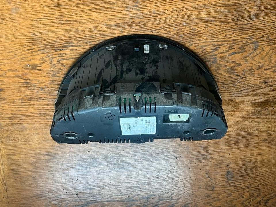 Mercedes Vito Viano W639 Kombiinstrument Tacho A6394464921 - Mērinstrumentu panelis - Kravas automašīna: foto 3 Mercedes Vito Viano W639 Kombiinstrument Tacho A6394464921 - Mērinstrumentu panelis - Kravas automašīna: foto 3