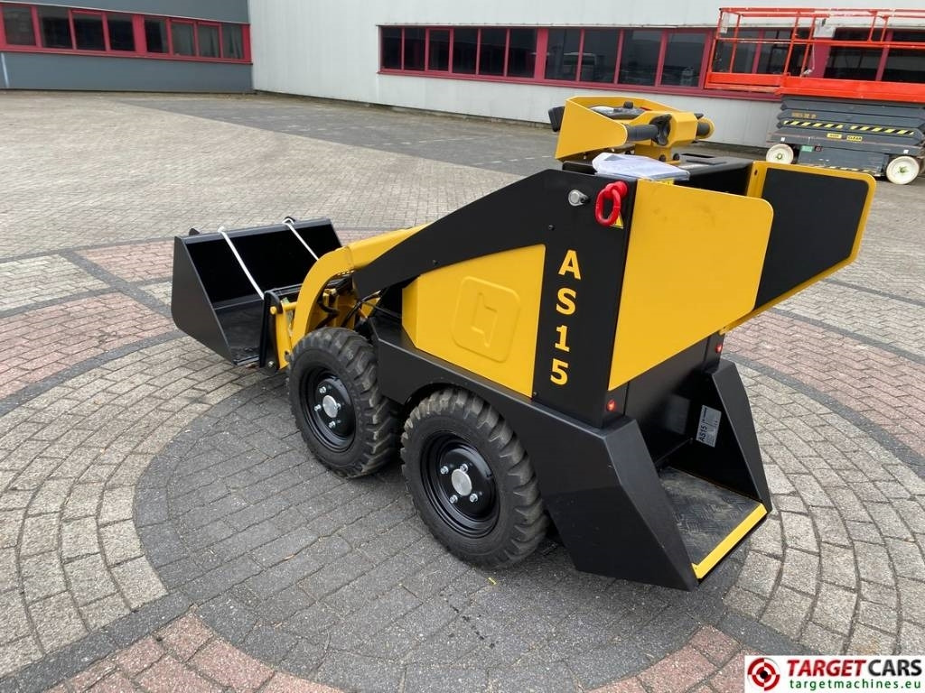 Conmeq AS15 Mini Skid Steer Loader 4x4 Electric - Kompaktiekrāvējs: foto 5 Conmeq AS15 Mini Skid Steer Loader 4x4 Electric - Kompaktiekrāvējs: foto 5
