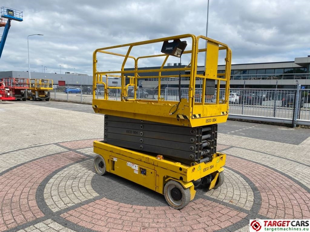 GMG 3346-ED Electric Scissor Work LIft 1200cm - Šķērveida pacēlājs: foto 2 GMG 3346-ED Electric Scissor Work LIft 1200cm - Šķērveida pacēlājs: foto 2