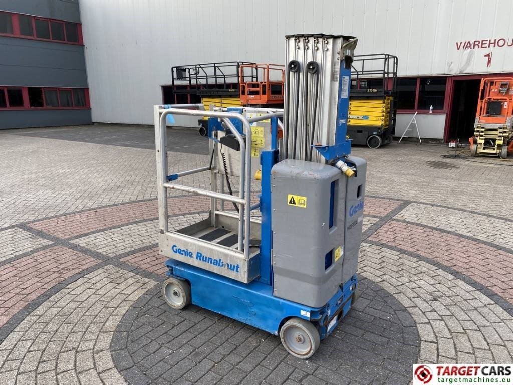 Genie GR20 Runabout Electric Vertical Mast Lift 802cm - Torņa pacēlājs: foto 4 Genie GR20 Runabout Electric Vertical Mast Lift 802cm - Torņa pacēlājs: foto 4