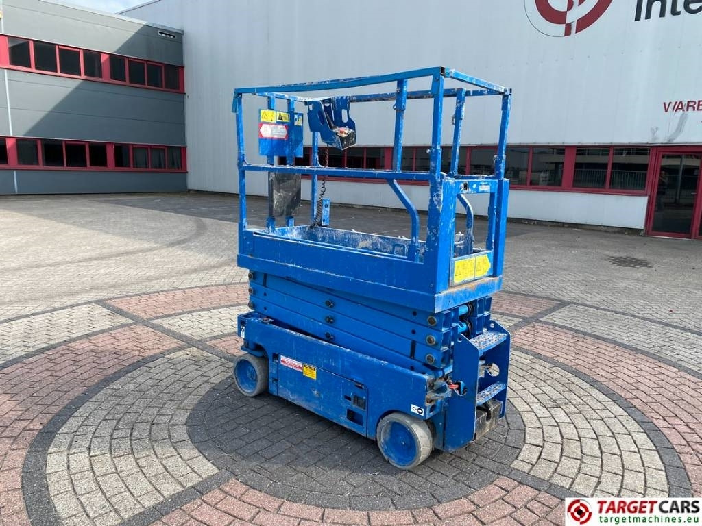 Genie GS-1932 Electric Scissor Work Lift 779cm - Šķērveida pacēlājs: foto 4 Genie GS-1932 Electric Scissor Work Lift 779cm - Šķērveida pacēlājs: foto 4
