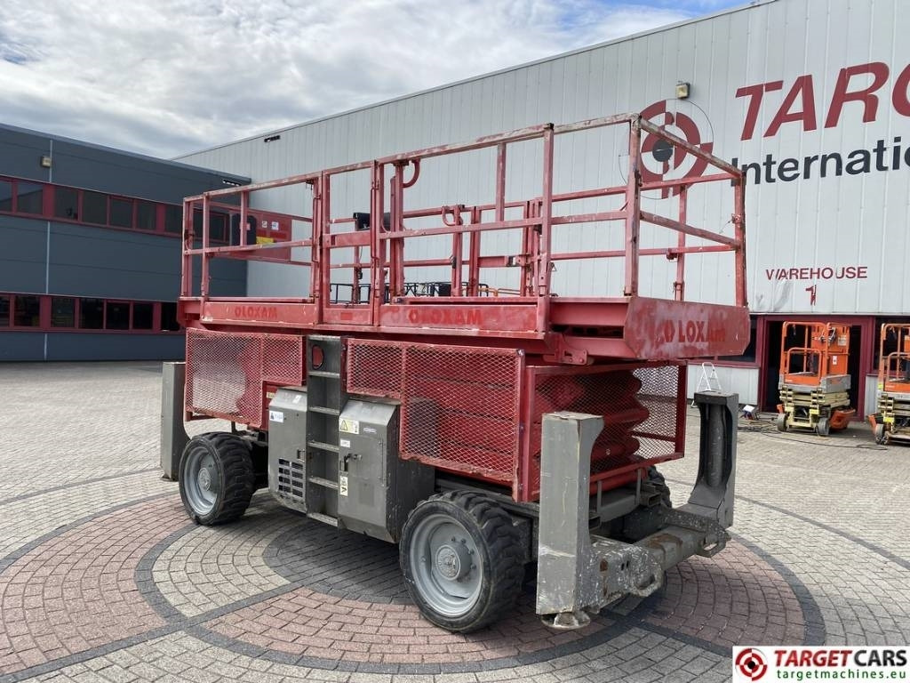 Genie GS-4390RT Diesel 4x4 Scissor Work Lift 1511cm  - Šķērveida pacēlājs: foto 4 Genie GS-4390RT Diesel 4x4 Scissor Work Lift 1511cm  - Šķērveida pacēlājs: foto 4