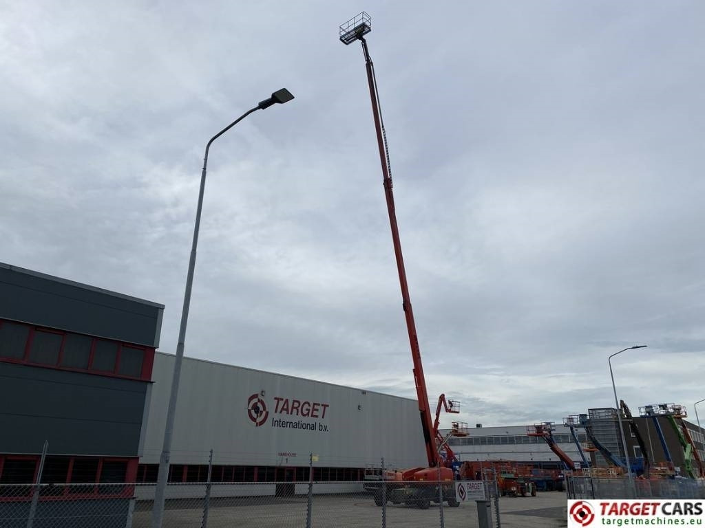 Genie S-105 Telescopic 4x4x4 Diesel Boom WorkLift 3400cm - Teleskopiskais pacēlājs: foto 5 Genie S-105 Telescopic 4x4x4 Diesel Boom WorkLift 3400cm - Teleskopiskais pacēlājs: foto 5