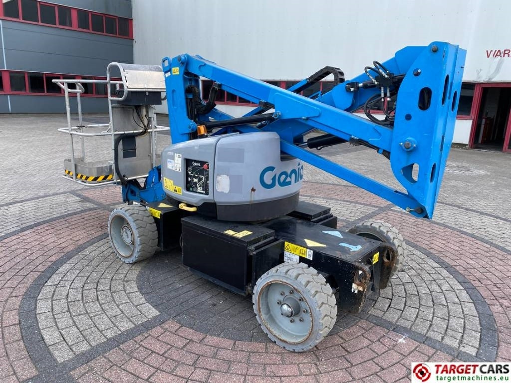Genie Z-33/18 Electric Articulated Boom Work Lift 1200cm  - Izlices pacēlājs: foto 4 Genie Z-33/18 Electric Articulated Boom Work Lift 1200cm  - Izlices pacēlājs: foto 4