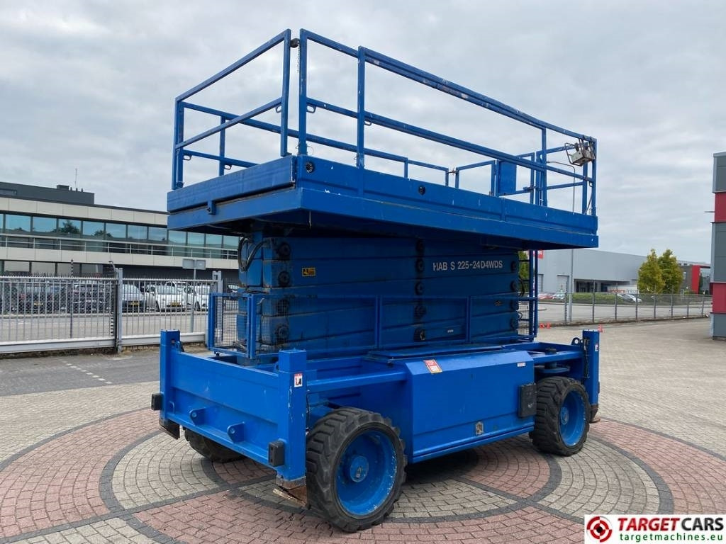 HAB S225-24D 4WDS Diesel 4x4 Scissor Work Lift 2250cm - Šķērveida pacēlājs: foto 3 HAB S225-24D 4WDS Diesel 4x4 Scissor Work Lift 2250cm - Šķērveida pacēlājs: foto 3