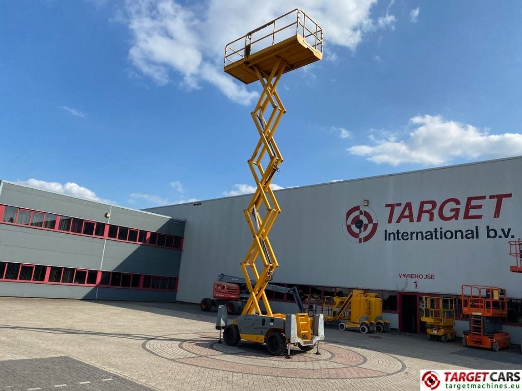 Šķērveida pacēlājs Haulotte Compact 12DX Diesel 4x4 Scissor Work Lift 1206cm: foto 6