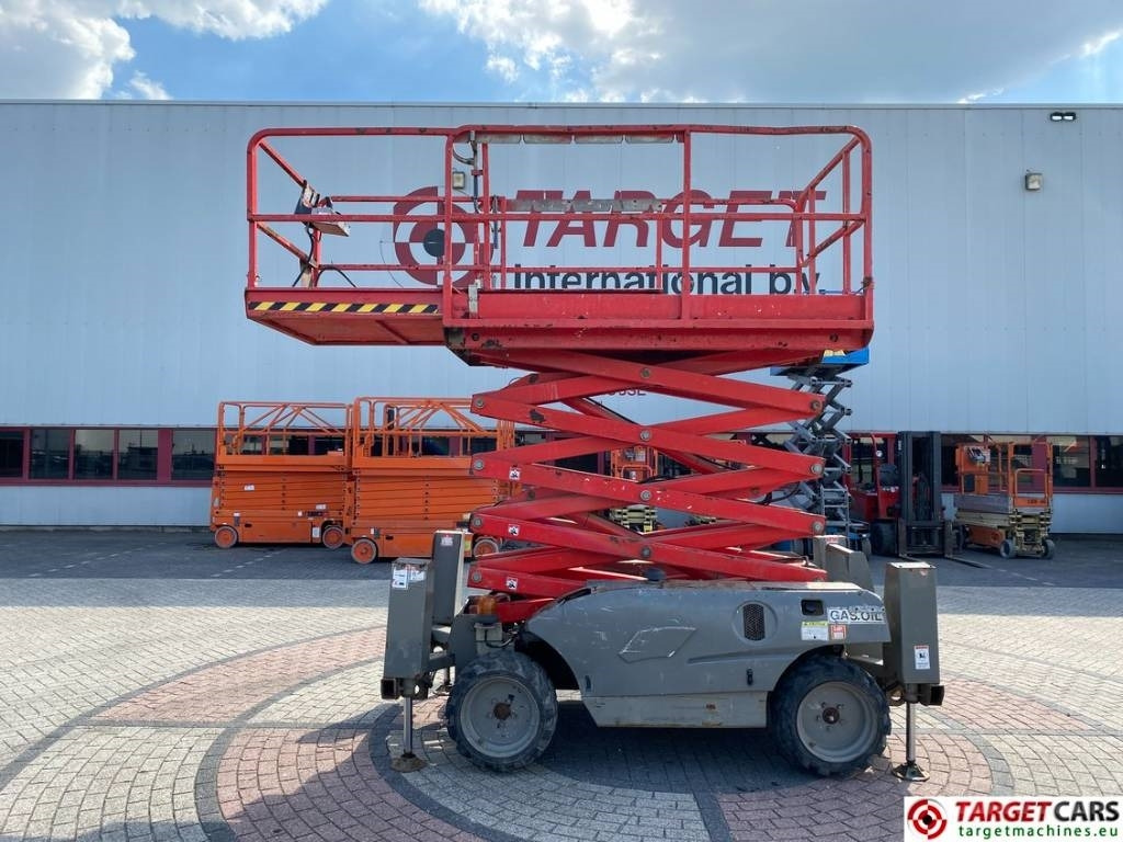Haulotte Compact 12DX Diesel 4x4 Scissor Work Lift 1206cm - Šķērveida pacēlājs: foto 5 Haulotte Compact 12DX Diesel 4x4 Scissor Work Lift 1206cm - Šķērveida pacēlājs: foto 5