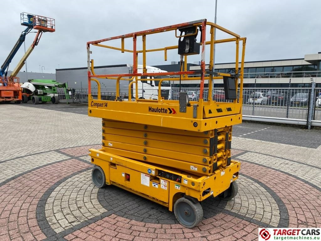 Haulotte Compact 14 Electric Scissor Work Lift 1385cm  - Šķērveida pacēlājs: foto 2 Haulotte Compact 14 Electric Scissor Work Lift 1385cm  - Šķērveida pacēlājs: foto 2