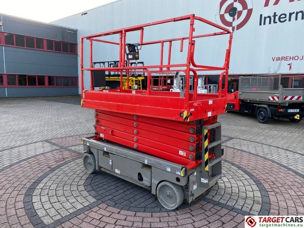 Haulotte Compact 14 Electric Scissor Work Lift 1385cm - Šķērveida pacēlājs: foto 4 Haulotte Compact 14 Electric Scissor Work Lift 1385cm - Šķērveida pacēlājs: foto 4