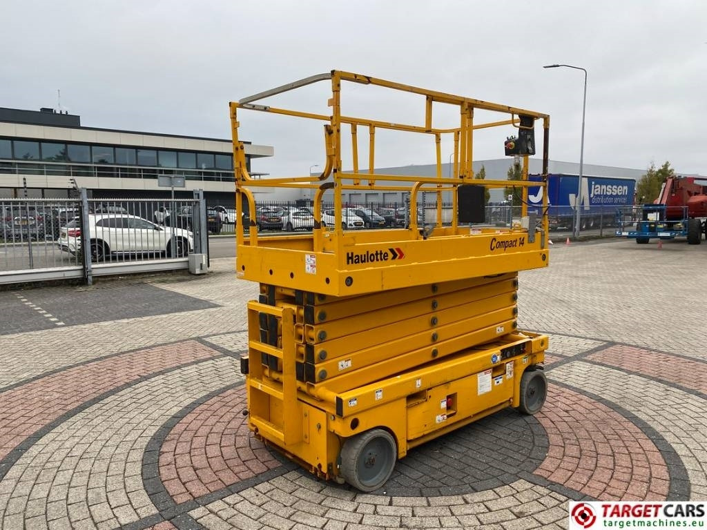 Haulotte Compact 14 Electric Scissor Work Lift 1385cm  - Šķērveida pacēlājs: foto 3 Haulotte Compact 14 Electric Scissor Work Lift 1385cm  - Šķērveida pacēlājs: foto 3