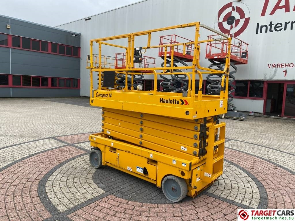 Haulotte Compact 14 Electric Scissor Work Lift 1385cm  - Šķērveida pacēlājs: foto 4 Haulotte Compact 14 Electric Scissor Work Lift 1385cm  - Šķērveida pacēlājs: foto 4