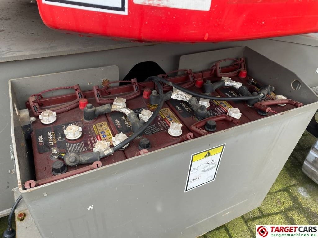 Izlices pacēlājs Haulotte HA15IP Electric Articulated Boom Work Lift 1500cm: foto 13 Izlices pacēlājs Haulotte HA15IP Electric Articulated Boom Work Lift 1500cm: foto 13