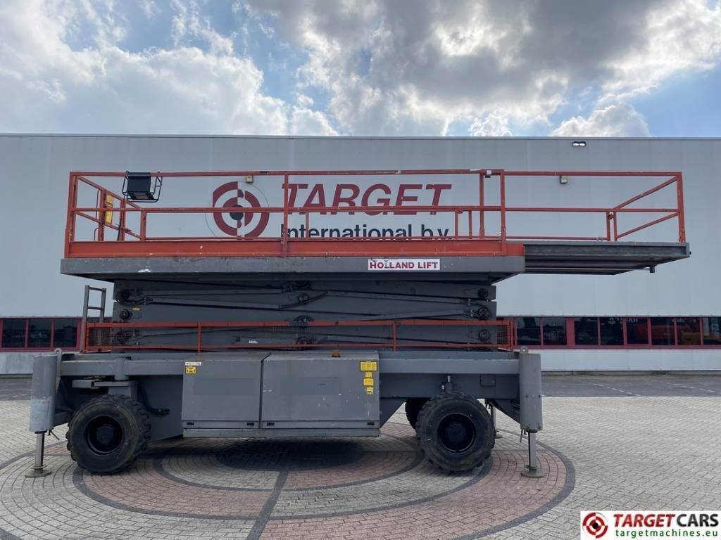 Holland Lift Combistar M-250DL27 diesel scissor worklift 27.20M - Šķērveida pacēlājs: foto 5 Holland Lift Combistar M-250DL27 diesel scissor worklift 27.20M - Šķērveida pacēlājs: foto 5