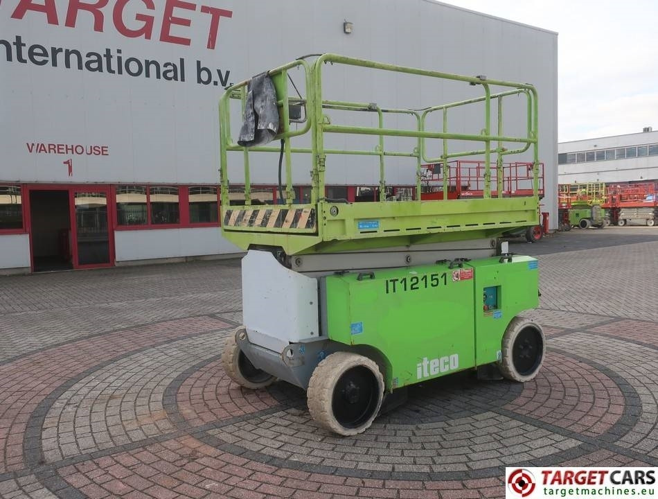 Iteco IT12151 Electric Scissor Work Lift 1380cm - Šķērveida pacēlājs: foto 1 Iteco IT12151 Electric Scissor Work Lift 1380cm - Šķērveida pacēlājs: foto 1