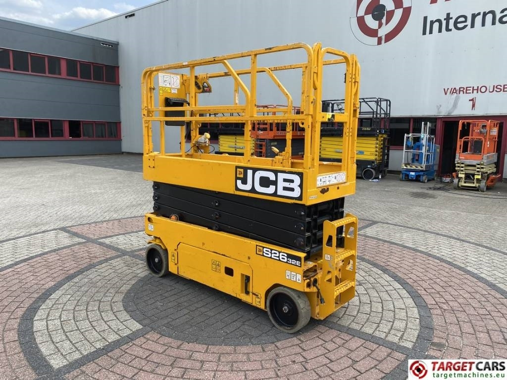 JCB S2632E Electric Scissor Work Lift 1010cm - Šķērveida pacēlājs: foto 4 JCB S2632E Electric Scissor Work Lift 1010cm - Šķērveida pacēlājs: foto 4