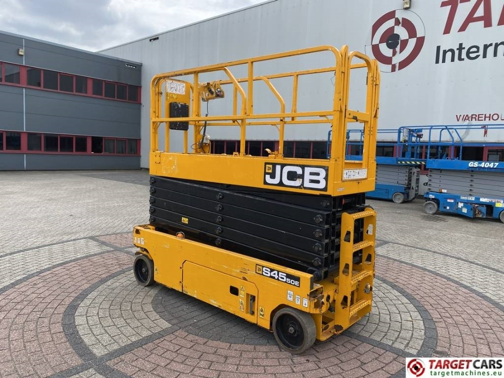 JCB S4550E Electric Scissor Work Lift 1580cm - Šķērveida pacēlājs: foto 4 JCB S4550E Electric Scissor Work Lift 1580cm - Šķērveida pacēlājs: foto 4
